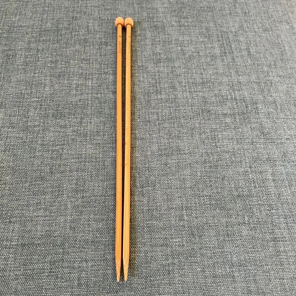Clover Knitting Needles, Size 8